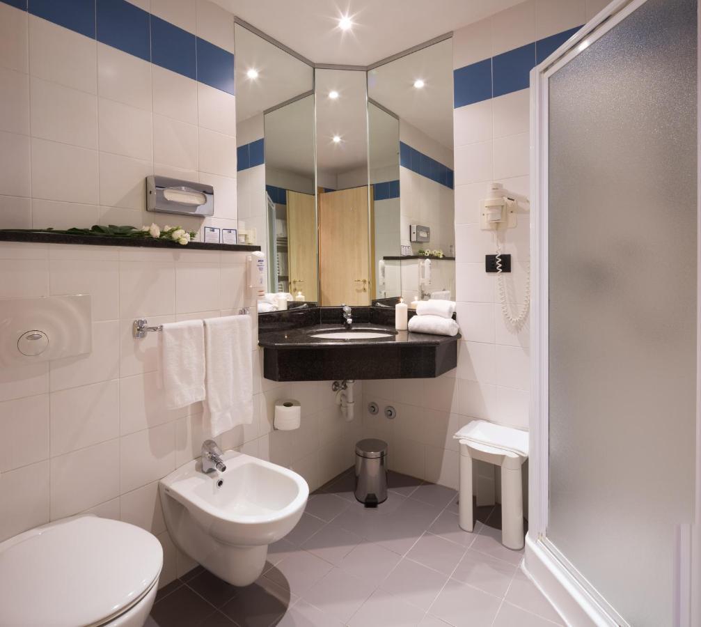 Holiday Inn Express Parma By Ihg Exteriér fotografie