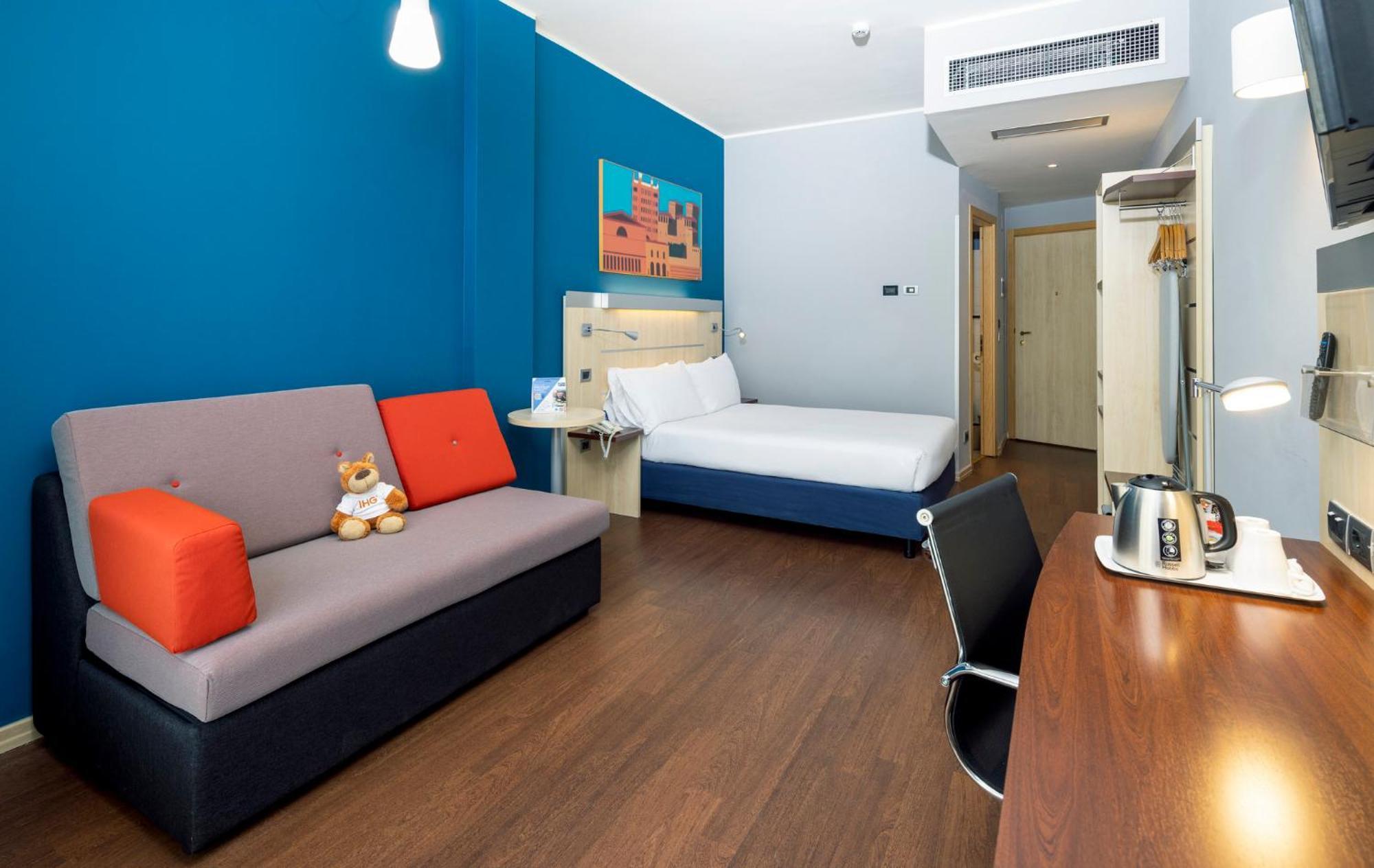 Holiday Inn Express Parma By Ihg Exteriér fotografie
