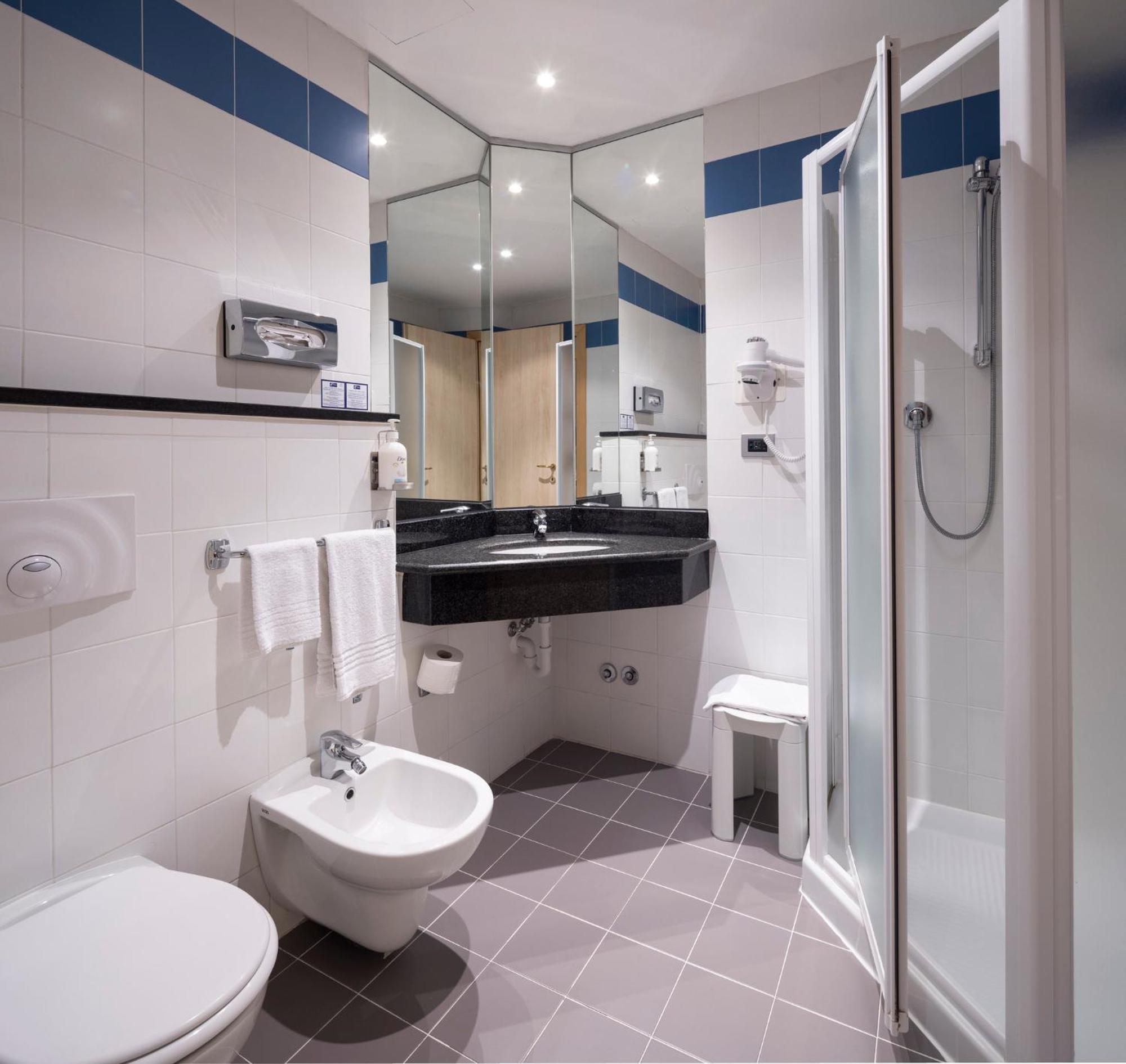 Holiday Inn Express Parma By Ihg Exteriér fotografie