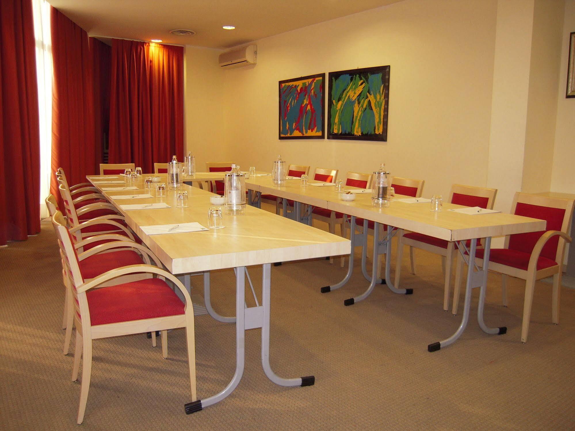 Holiday Inn Express Parma By Ihg Exteriér fotografie